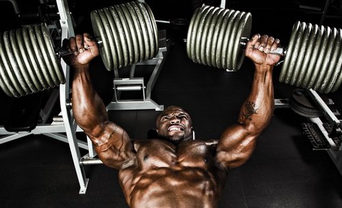 Bench press like a bodybuilder